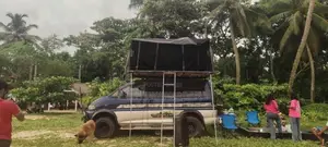 Mitsubishi 2001 Van (Used)