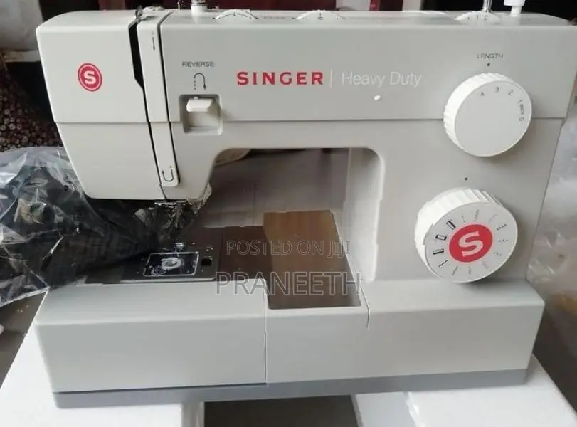 Singer Heavy Duty 4411