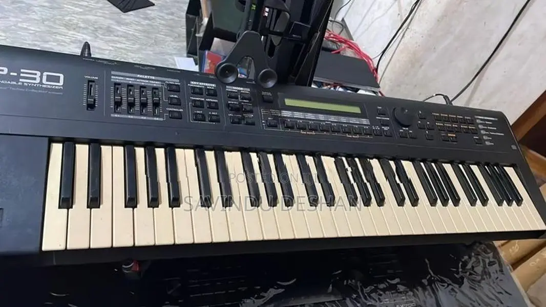 Roland Keyboard XP-30
