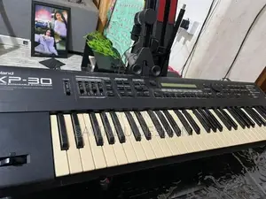 Roland Keyboard XP-30