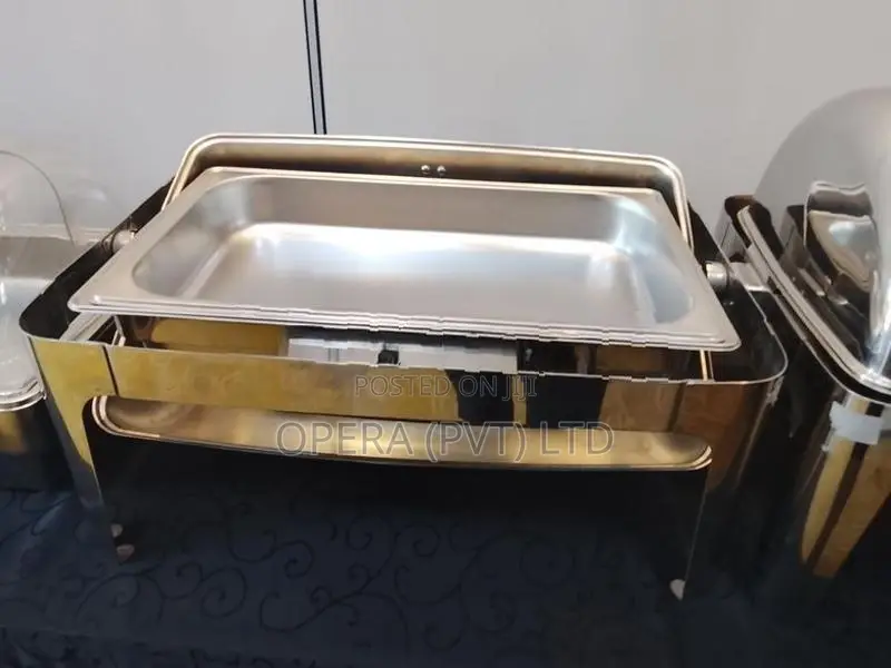 Roller-Top Chafing Dish with Glass