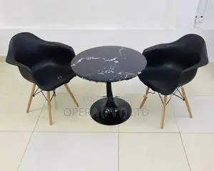 Black Marble Round Table