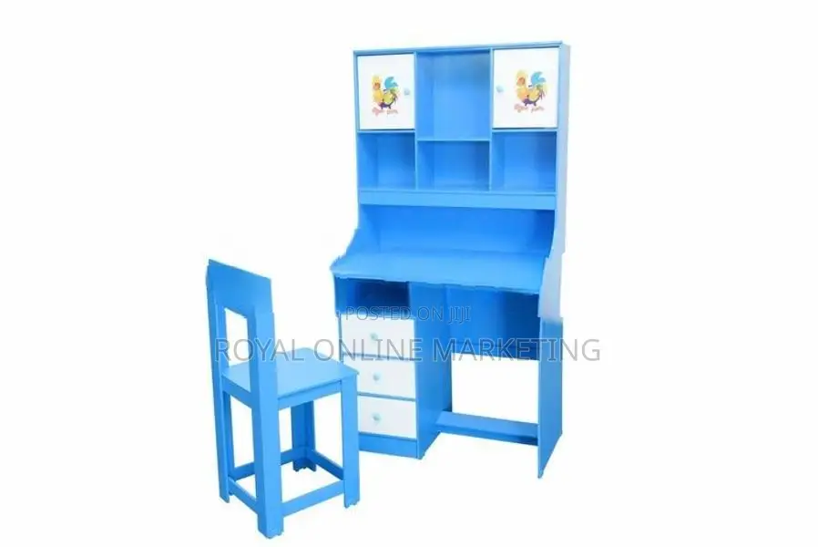kids desk with chair (A-19)
