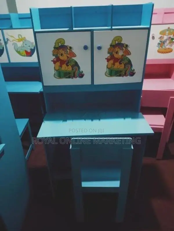 desk with chair (A-1)