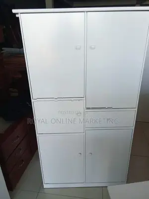 baby cupboard (A-3)