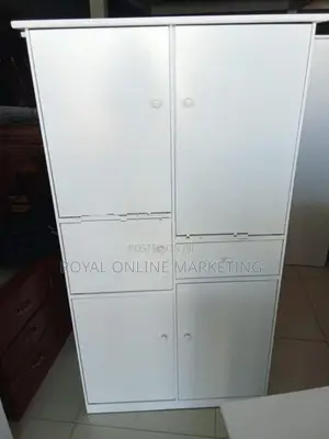 baby cupboard (A-3)