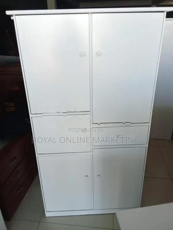 baby cupboard (A-3)