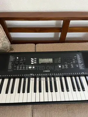 Yamaha E363 Keyboard
