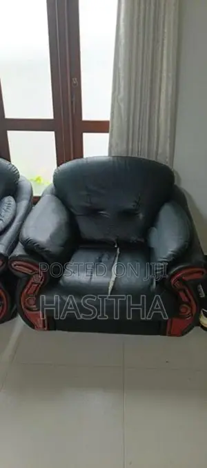 Damro Sofa Set
