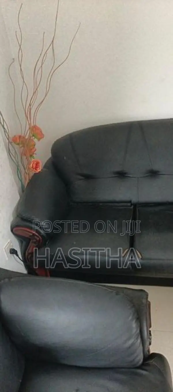 Damro Sofa Set