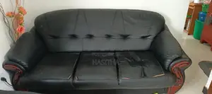 Damro Sofa Set