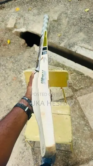 Cricket Bat - Mics 5000