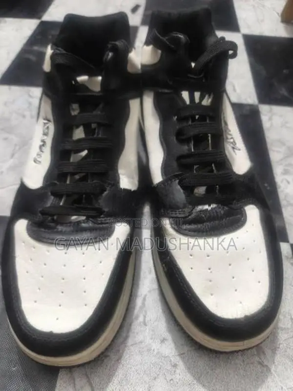 Deck Shoes