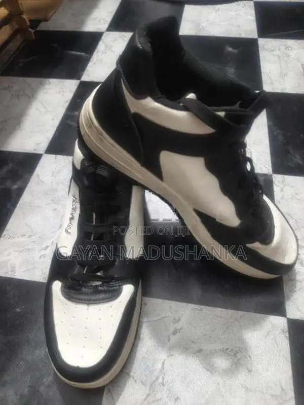 Deck Shoes
