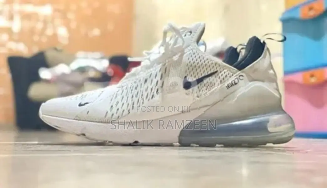 Nike Air Max 270