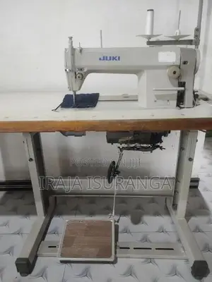 Single Needle Sewing Machine