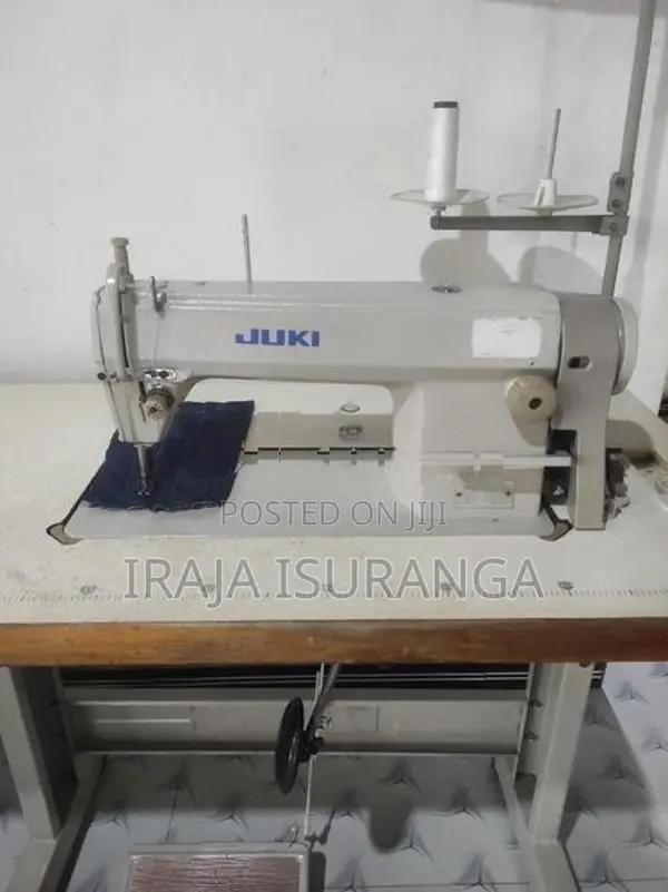 Single Needle Sewing Machine