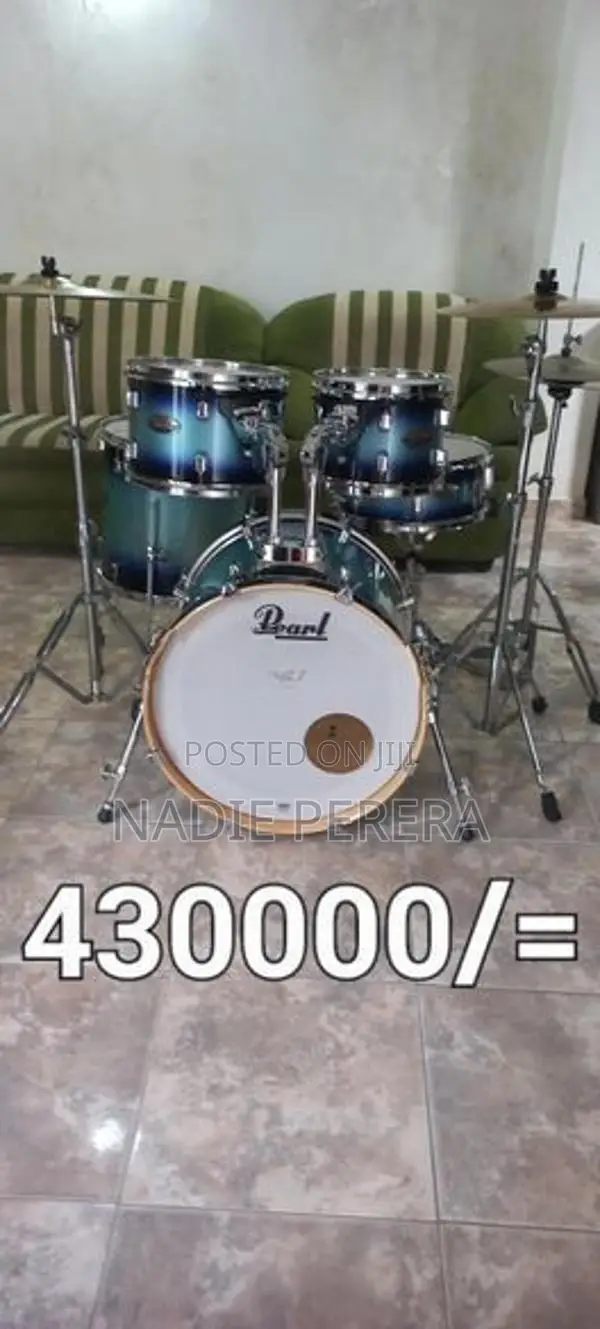 Pearl Decade Drum Set