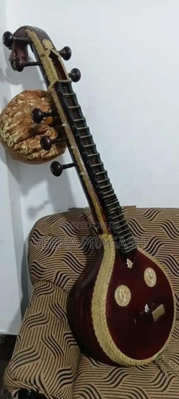 Veenai