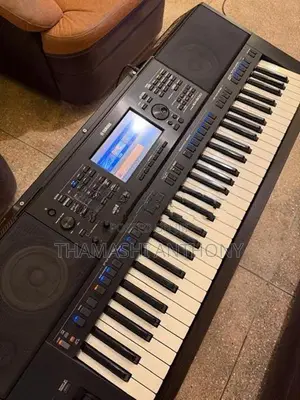 Yamaha PSR - SX900