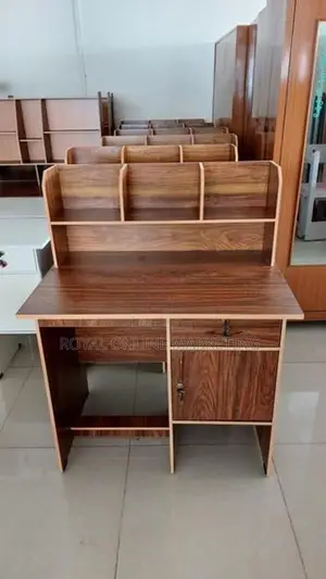 Study Table with Rack (Q-33)