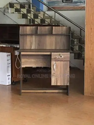 Study Table with Rack (Q-33)