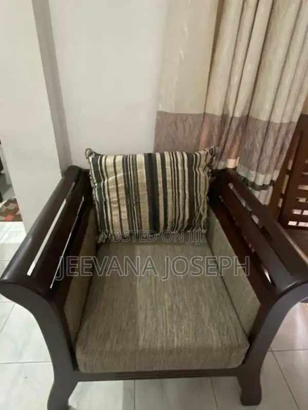 Arpico Sofa Set