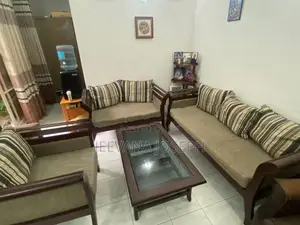 Arpico Sofa Set