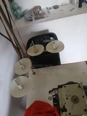 4 Thread Japan Overlock Machine