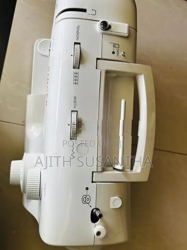 Singer Sewing Machine 2263