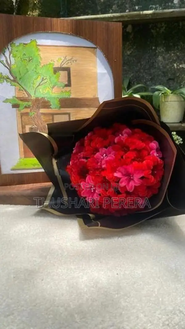 Gift Items/ Flower Bouquets