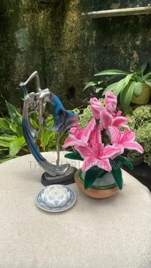 Gift Items/Flower Decor