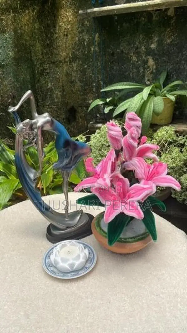 Gift Items/Flower Decor