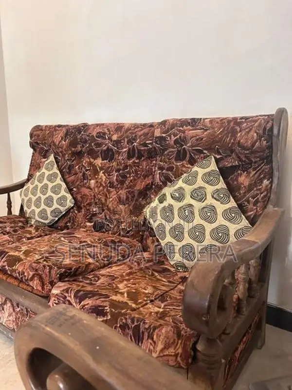 Classic 3-Piece Wooden Sofa Set – Cushions Included