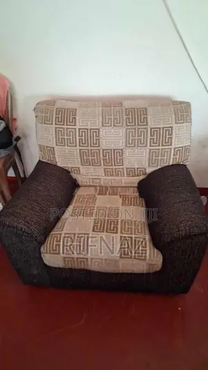 3/1/1 Sofa Set With Coffee Table