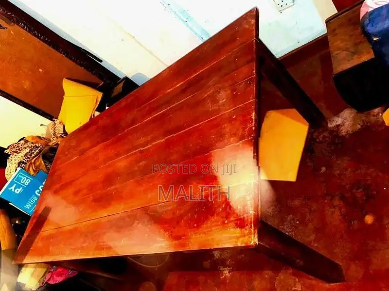 Dining Table (Mahogany)