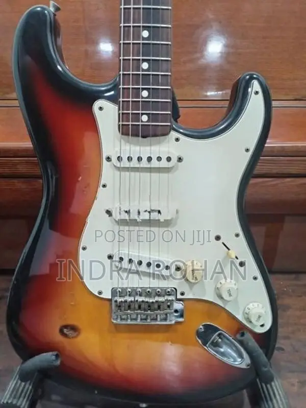 Fender ST62