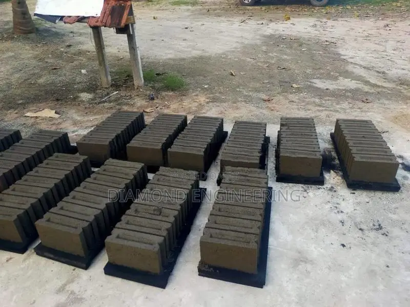 Diamond 440 Cement Block Machine