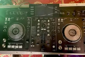 Pioneer XDJ RX DJ
