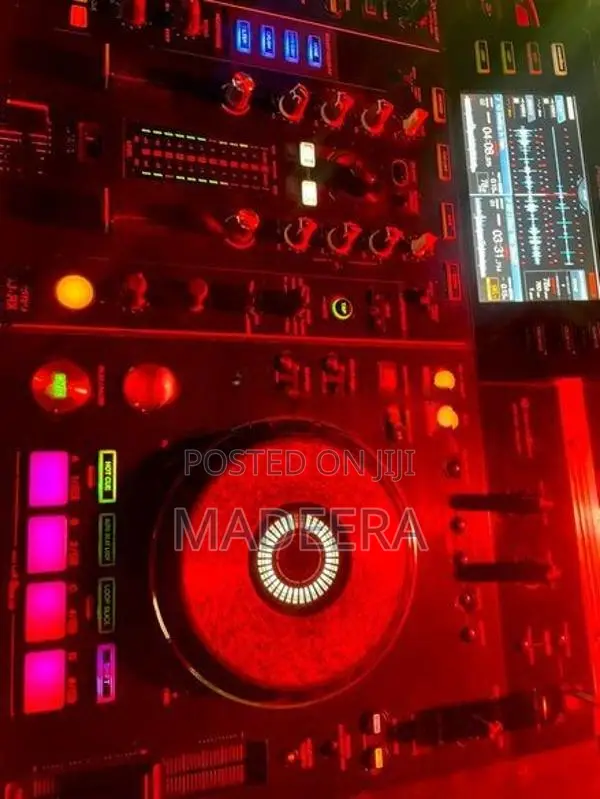 Pioneer XDJ RX DJ