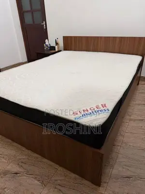 Singer Queen Size Bed With Mattress (8” Spring)