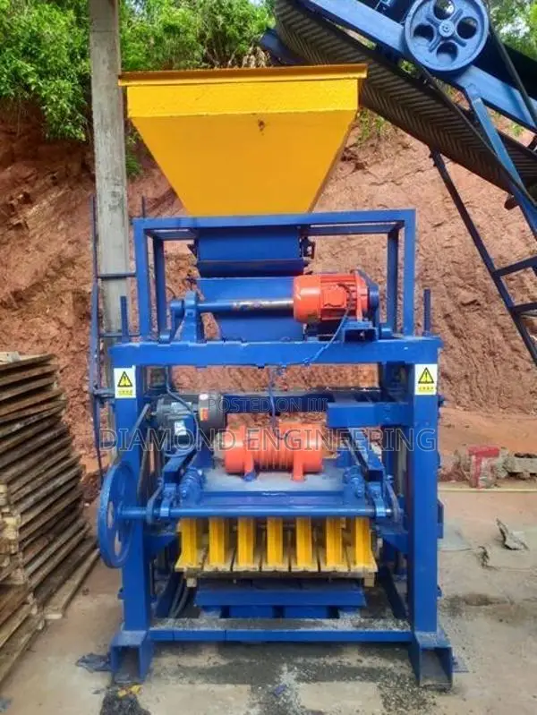 Diamond 4-40 X Semi-Automatic Block Making Machine