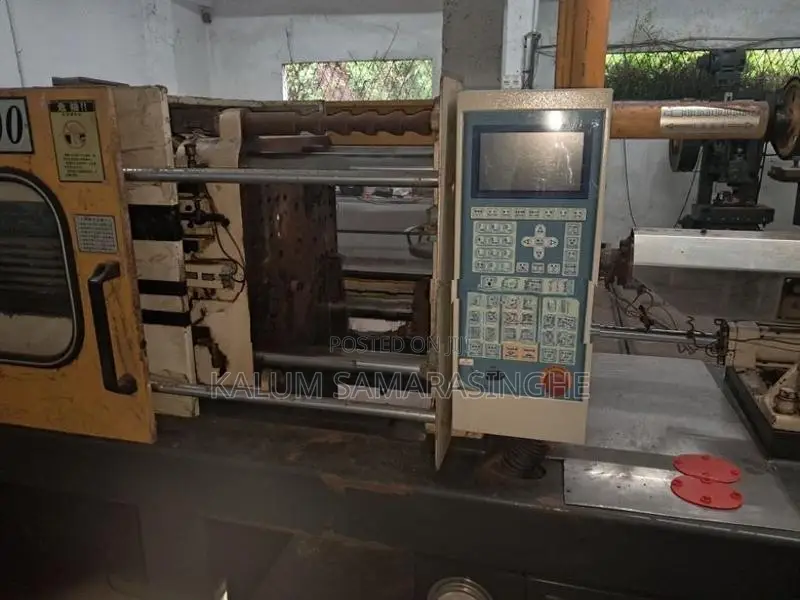 Injection Moulding Machine