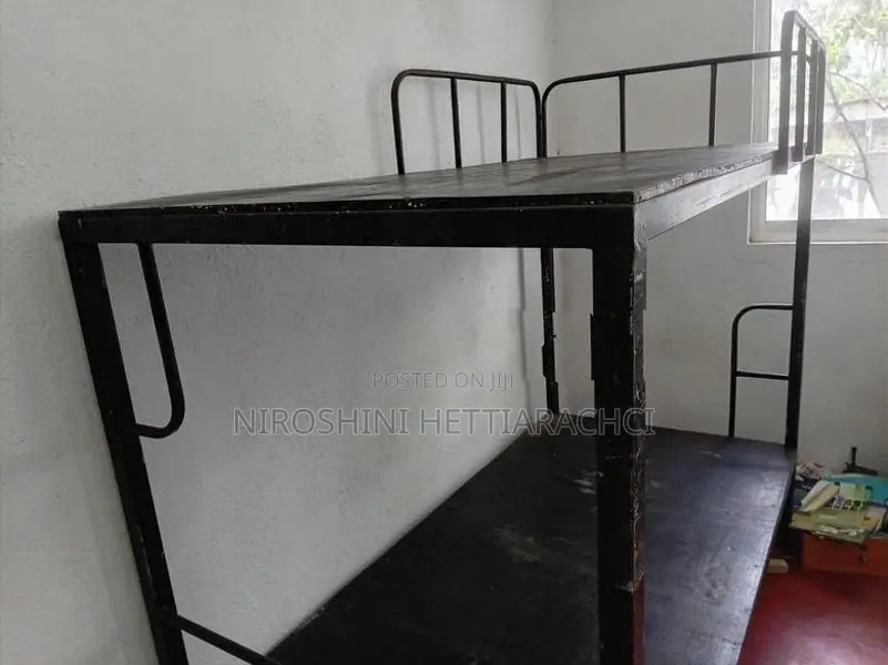 Bank Bed