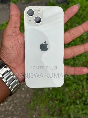 Apple iPhone 13 (Used)