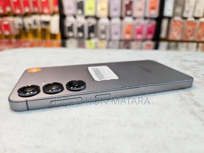 Samsung Galaxy S25 256GB/12GB/5G (Used)