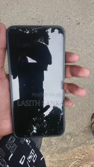 Vivo Y1s (Used)