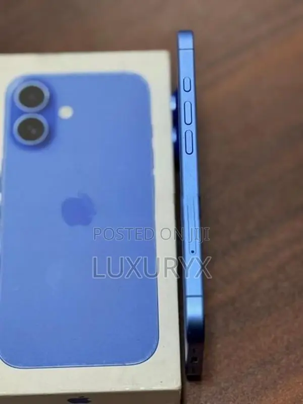 Apple iPhone 16 (Used)