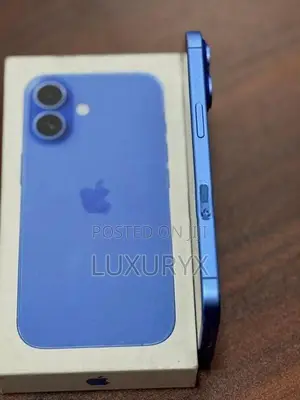 Apple iPhone 16 (Used)