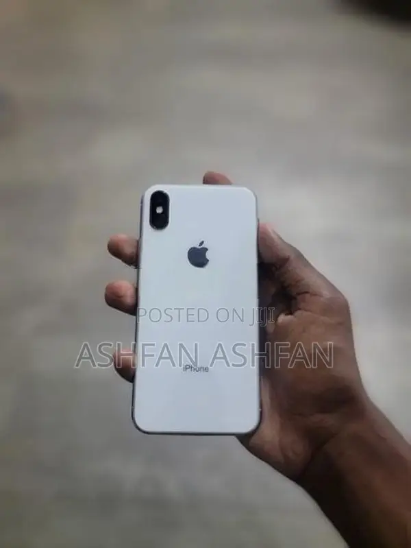 Apple iPhone X (Used)